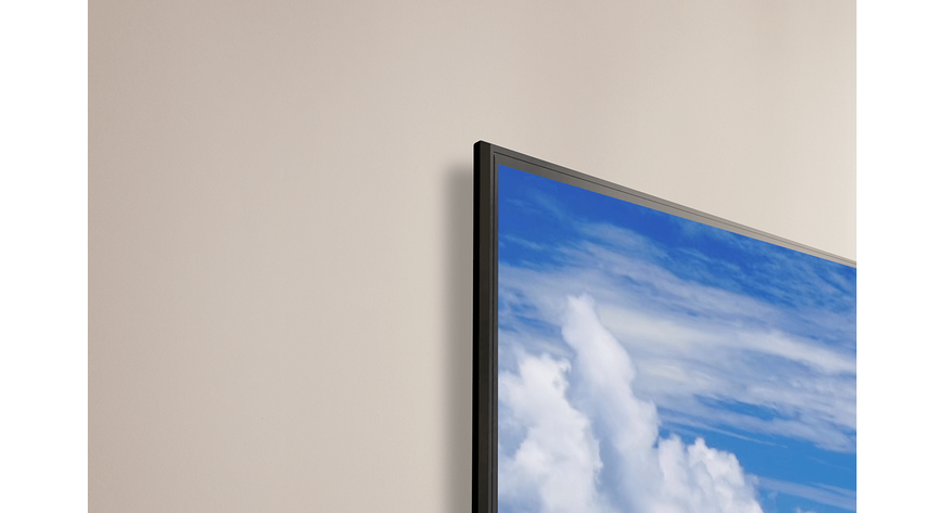 Q70B-QLED-TV-Lifestyle-Feature-Image-4-High-Res-jpeg-2.png
