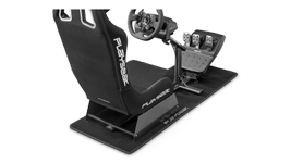 playseat-floor-mat-with-playseat-evolution-pro-black-actifit-logitech-G923-steering-wheel-1920x1080.png