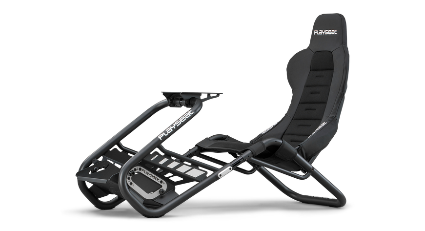playseat-trophy-black-direct-drive-simulator-front-angle-view-1920x1080-5.png