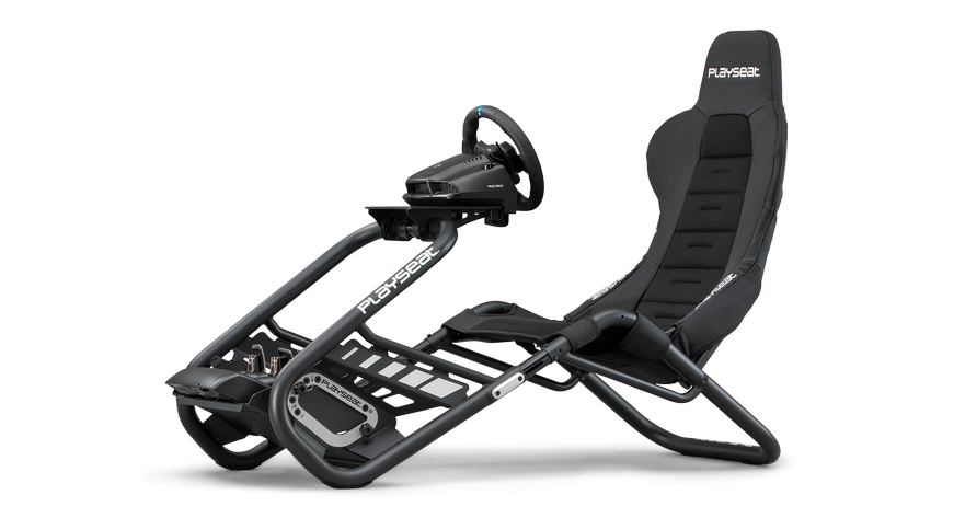 playseat-trophy-black-direct-drive-simulator-front-angle-view-logitech-1920x1080-1-2.png